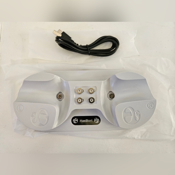 NIB Haebori charging dock for ps .. vr2 - Picture 3 of 3